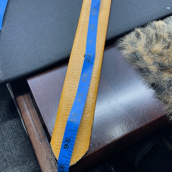 GUIDO ANGELOUI ITALIAN MADE LEATHER BELT - Picture 8 of 10